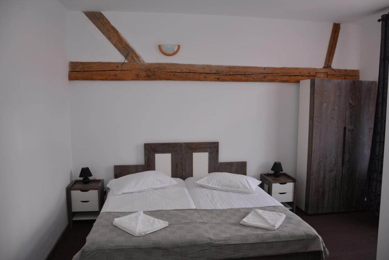 Cristian Inn Экстерьер фото